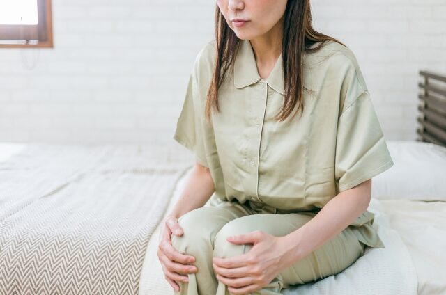 朝の膝の痛み